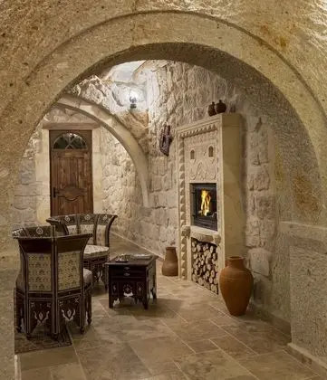 Kadi Burhaneddin Cave Suite