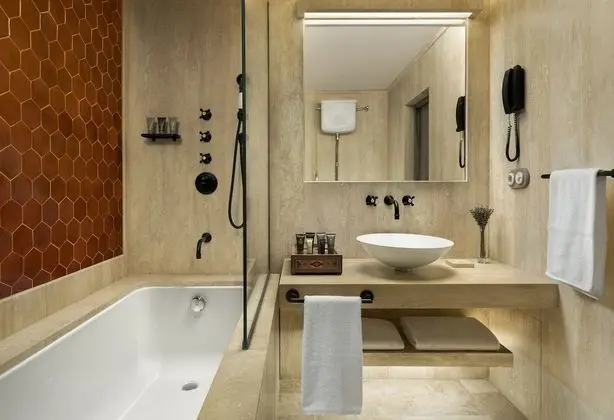 Kervansaray Deluxe King Room