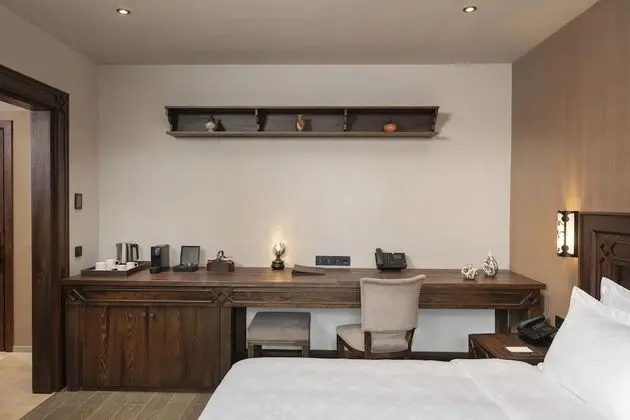 Sakura Deluxe Twin Room with Terrace