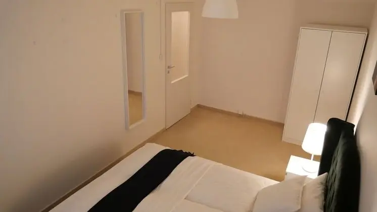 Luxury Tek Büyük Yataklı Oda (1)