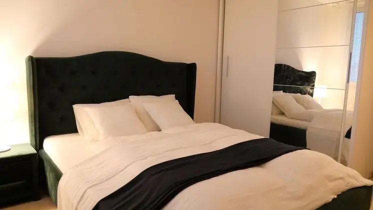 Luxury Tek Büyük Yataklı Oda (2)