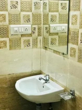 Deluxe Tek Büyük Yataklı Oda, 1 Çift Kişilik Yatak, Şehir Manzaralı