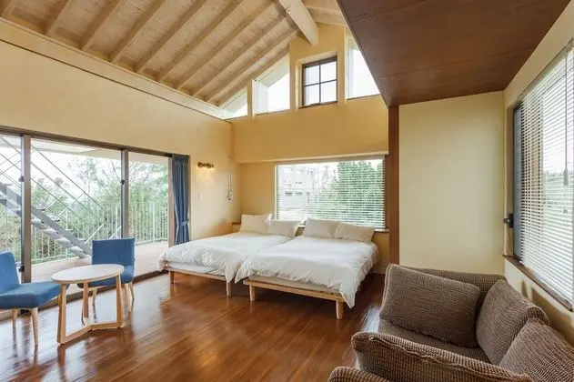 Oda, Sigara İçilmez, Deniz Manzaralı (Blue, with Deck, 1-3 Guests)