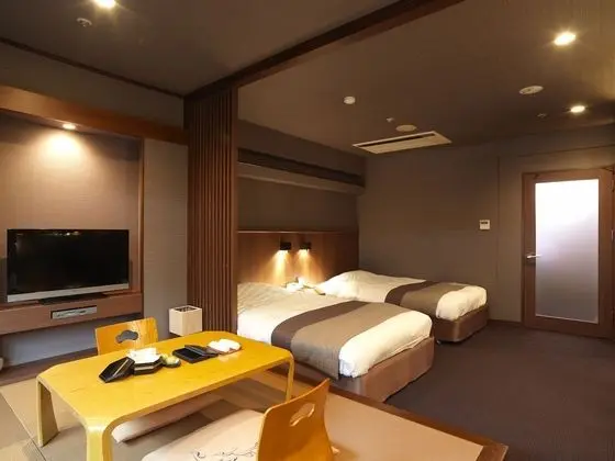 Oda, Sigara İçilmez (Komorebi, Japanese Western Style Room)