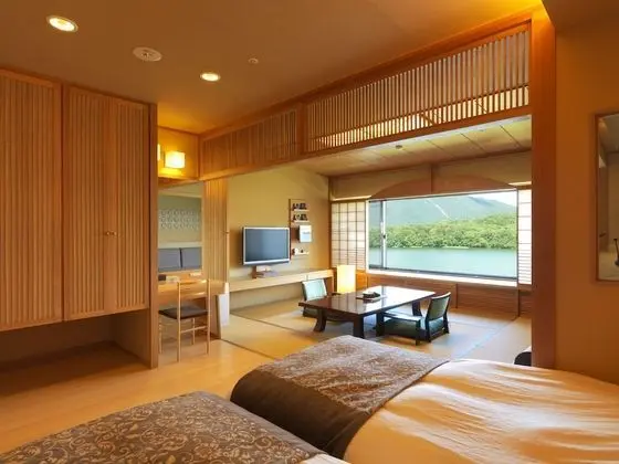 Traditional Oda, Sigara İçilmez (BEKKAN Premium Kaiseki Dinner)