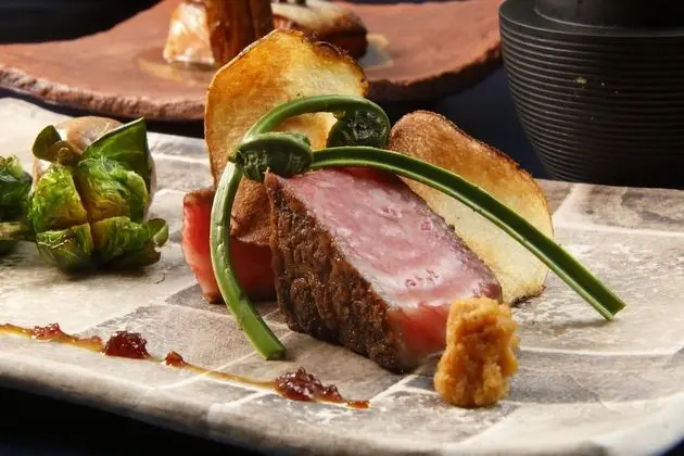 Traditional Oda, Sigara İçilmez (BEKKAN Premium Kaiseki Dinner)