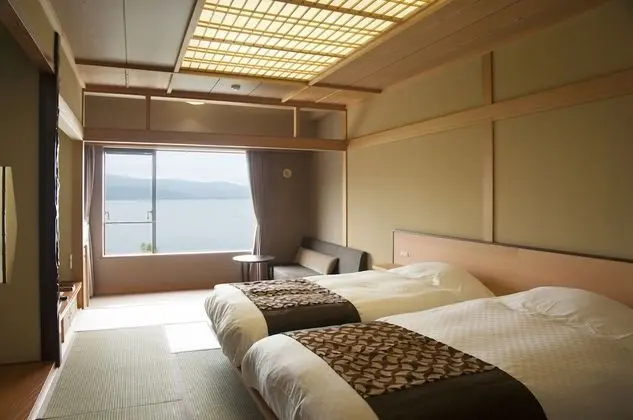 Traditional Oda, Sigara İçilmez, Dağ Manzaralı (for Group, SHIORI)