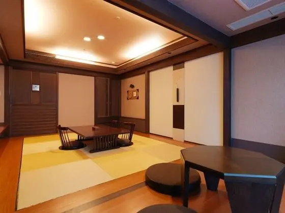 Traditional Oda, Sigara İçilmez (RERA (Ainu Culture) Japanese Style )