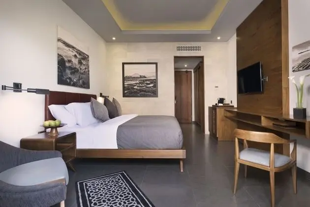 Deluxe Oda, Havuz Manzaralı