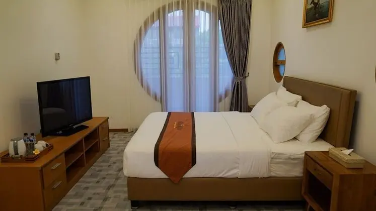 Executive Tek Büyük Yataklı Oda