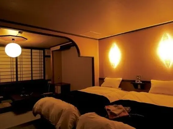 Traditional Oda (with Japanese style fireplace)