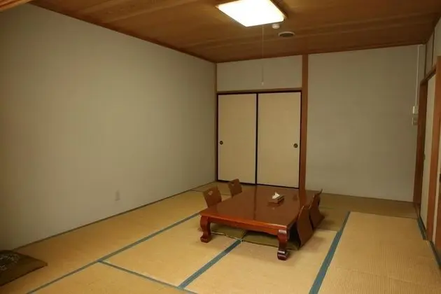 Traditional Oda (Japanese Style 4 guests with Toilet)
