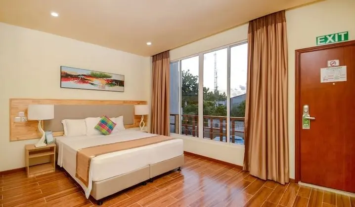 Deluxe Tek Büyük Yataklı Oda, Balkon