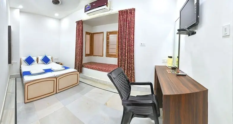 Super Deluxe Room