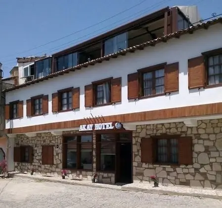 Standard Tek Büyük veya İki Ayrı Yataklı Oda