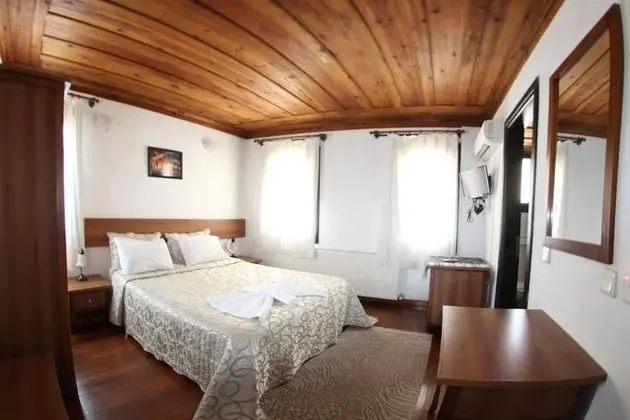 Superior Tek Büyük veya İki Ayrı Yataklı Oda, 1 Çift Kişilik veya 2 Tek Kişilik Yatak