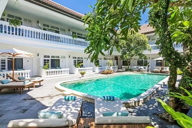 Deluxe Oda, Balkon, Havuz Manzaralı