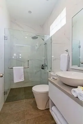 Deluxe Oda, Balkon, Havuz Manzaralı