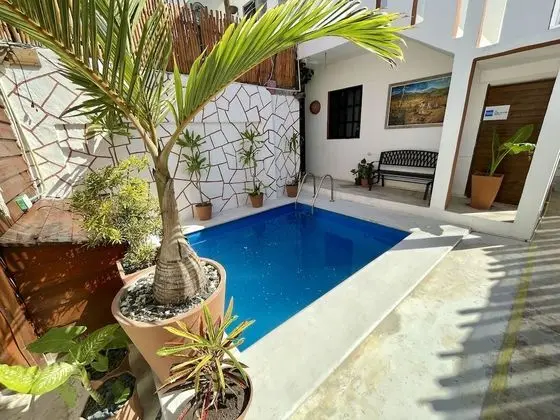 Bungalow with Kitchen
