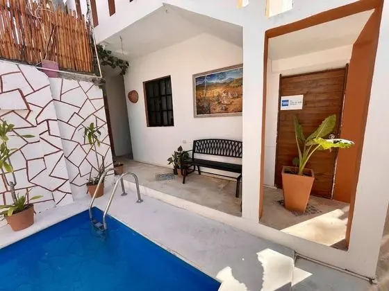 Bungalow with Kitchen