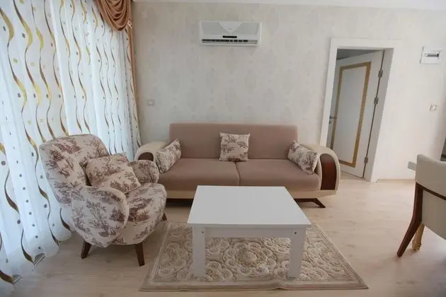 Villa 4+1 Oda, Havuz Manzaralı