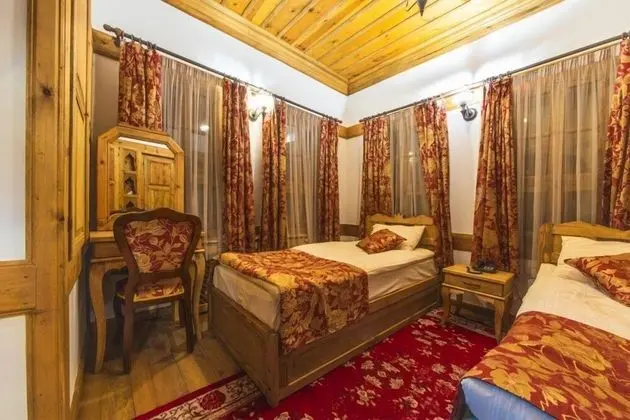 Deluxe Tek Büyük veya İki Ayrı Yataklı Oda