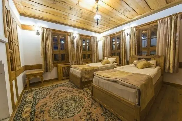 Deluxe Tek Büyük veya İki Ayrı Yataklı Oda