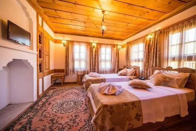 Deluxe Tek Büyük veya İki Ayrı Yataklı Oda
