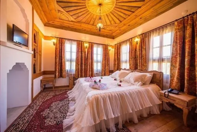 Deluxe Tek Büyük veya İki Ayrı Yataklı Oda