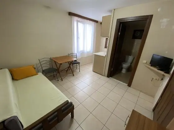 Apart Daire, Küçük Mutfak