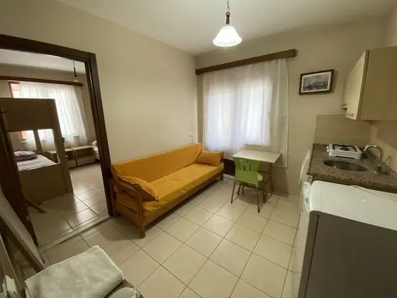 Apart Daire, Küçük Mutfak