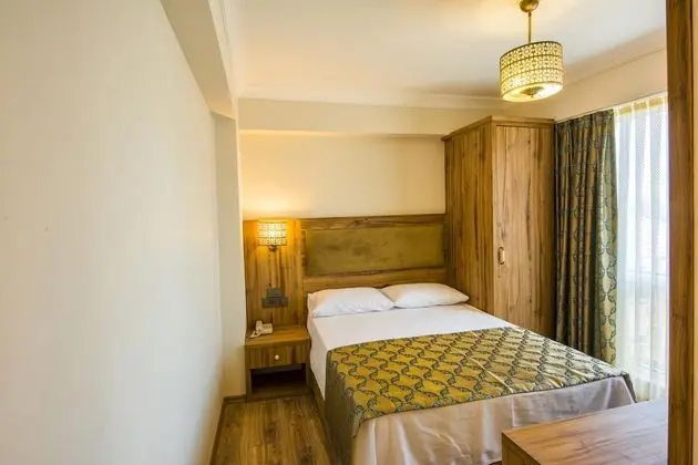 Standart Oda, Şehir Manzaralı