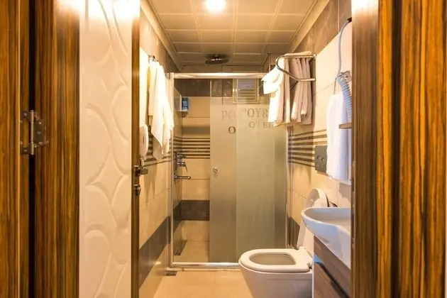Standard Üç Kişilik Oda
