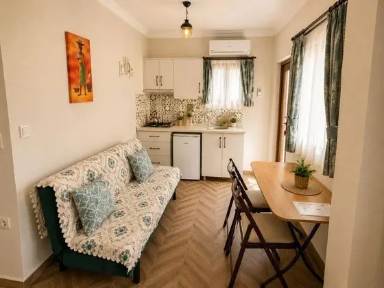 1+1 Aile Odası, Bahçe Manzaralı, -1. Kat
