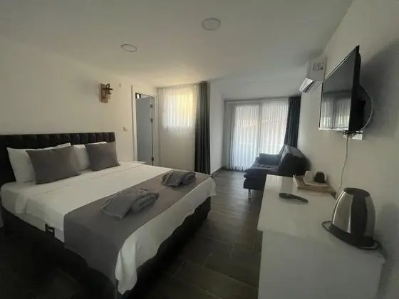 Standart Oda, Bahçe Manzaralı, 2. Kat