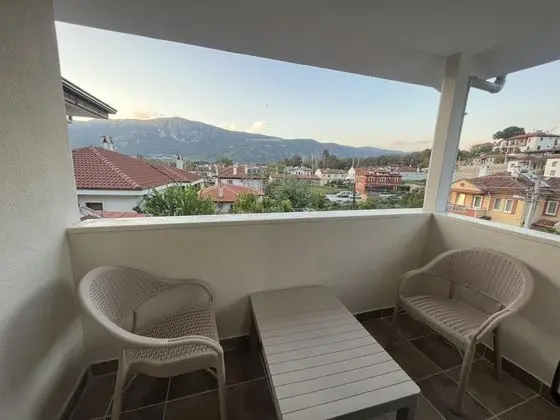 Standart Oda, Bahçe Manzaralı, 2. Kat