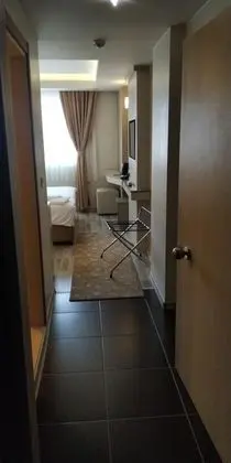 Standart Oda, Şehir Manzaralı