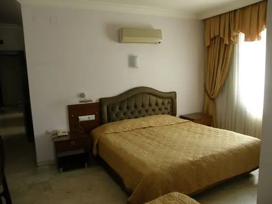 Tek Büyük Yataklı Oda