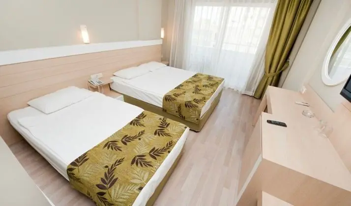 Standard Triple Room, Sea View