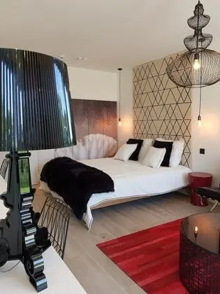 Deluxe Tek Büyük Yataklı Oda (AngeLine)