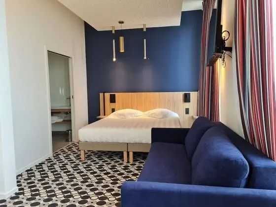 Deluxe Tek Büyük Yataklı Oda