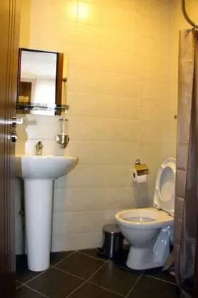Comfort Tek Büyük Yataklı Oda, 1 Büyük (Queen) Boy Yatak, Balkon, Köşe