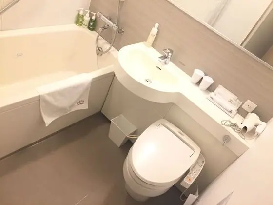 Oda, Sadece kadınlar için, Sigara İçilmez (Female Only Floor)