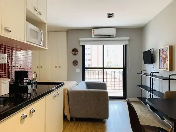 City Tek Büyük Yataklı Oda