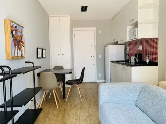 City Tek Büyük Yataklı Oda