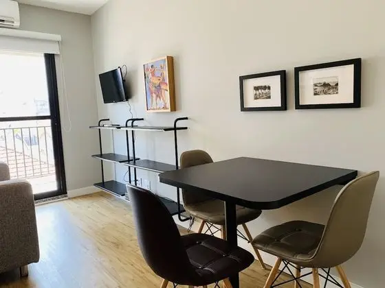 City Tek Büyük Yataklı Oda