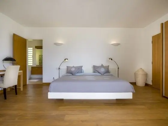 Deluxe Villa, 4 Yatak Odası, Havuz Manzaralı, Bahçeli