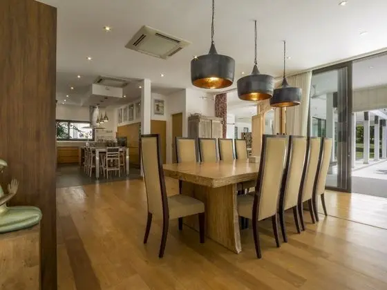 Deluxe Villa, 4 Yatak Odası, Havuz Manzaralı, Bahçeli