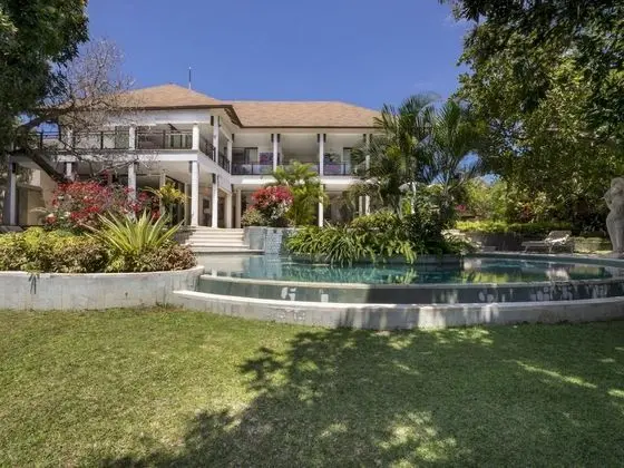 Deluxe Villa, 4 Yatak Odası, Havuz Manzaralı, Bahçeli