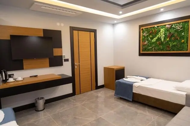 Suite Oda Balkonlu, Deniz ve Doğa Manzaralı, Balkonlu